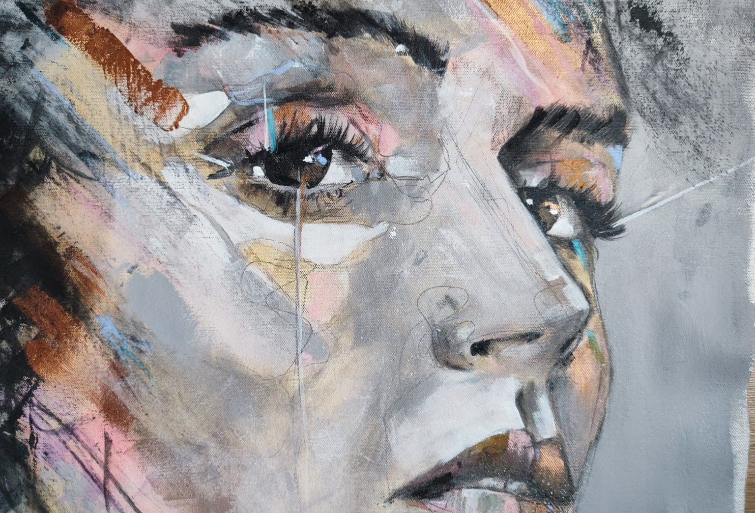 Vicky J., collector of the painting Fuego by PilarchoArt.
