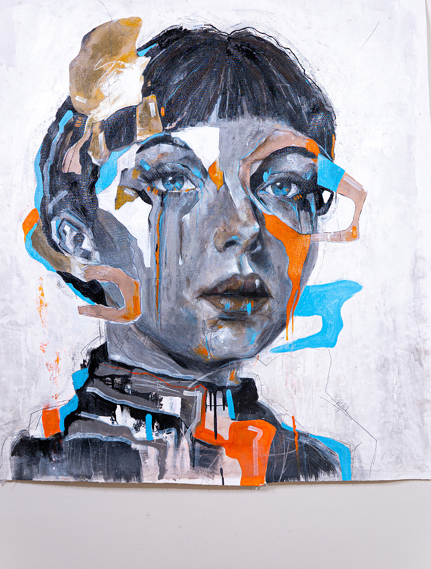 Female portrait painting by Pilar Yanguas — PilarchoArt, Barcelona studio.